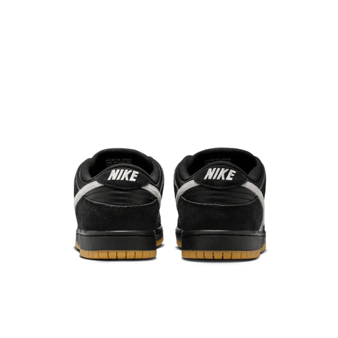 Nike SB Dunk Low Pro - Black / White / Black -Gum Light Brown - Streetart.fr