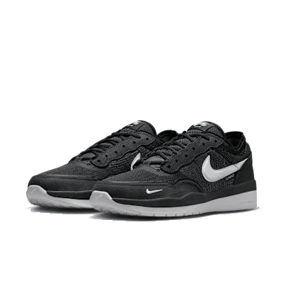 Nike SB - Ps8 Black / White / Black / White - Streetart.fr