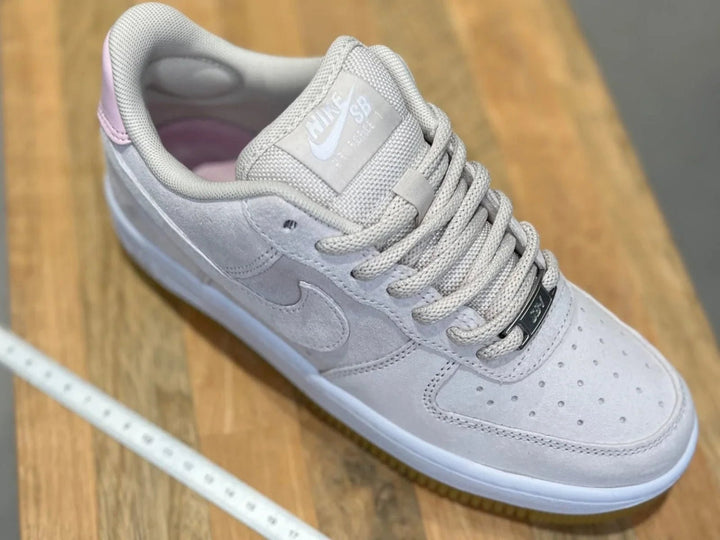 Comment taille la Nike SB Air Force 1 ? Notre guide complet