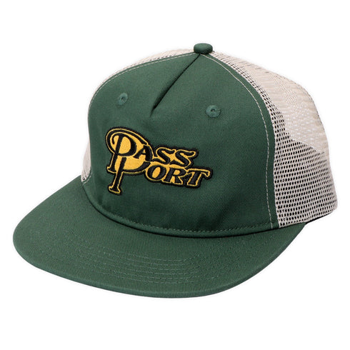 Passport Minimum Output Workers Trucker Cap - Elm Green - Streetart.fr